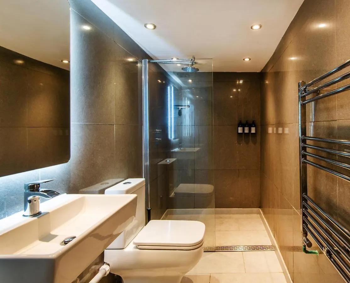 -Newly Refurbished- Stylish Apartment 5 Minutes From Station W Garden Brighton Reino Unido